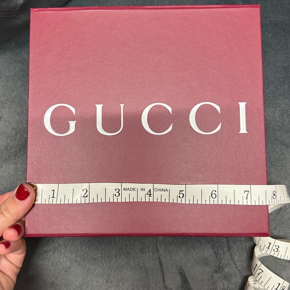 Gucci box